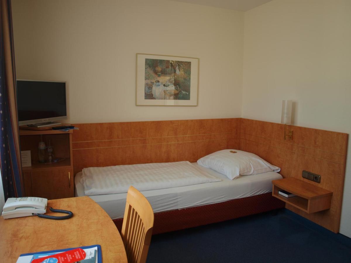 Airport Business Hotel Koeln Eksteriør bilde