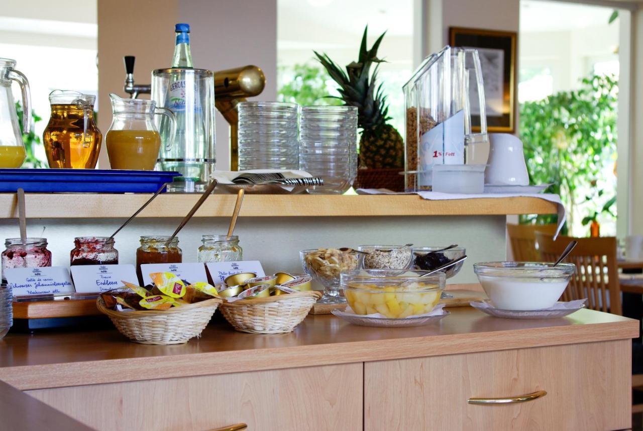 Airport Business Hotel Koeln Eksteriør bilde