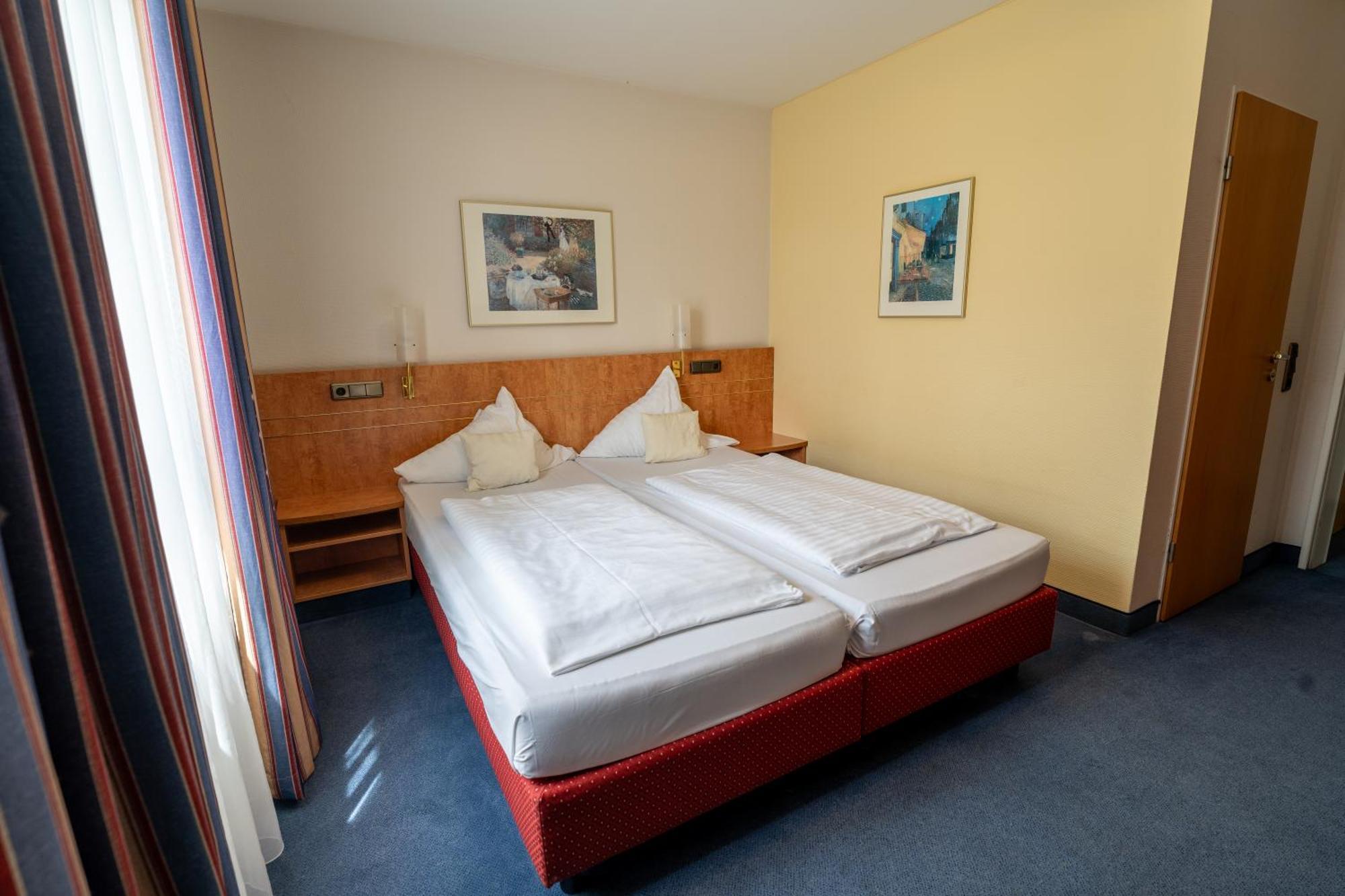 Airport Business Hotel Koeln Eksteriør bilde