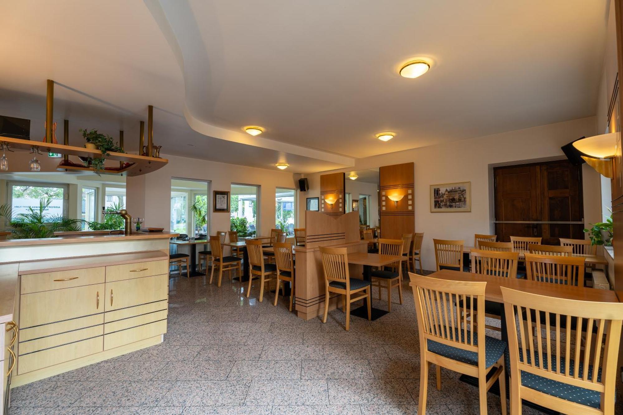 Airport Business Hotel Koeln Eksteriør bilde