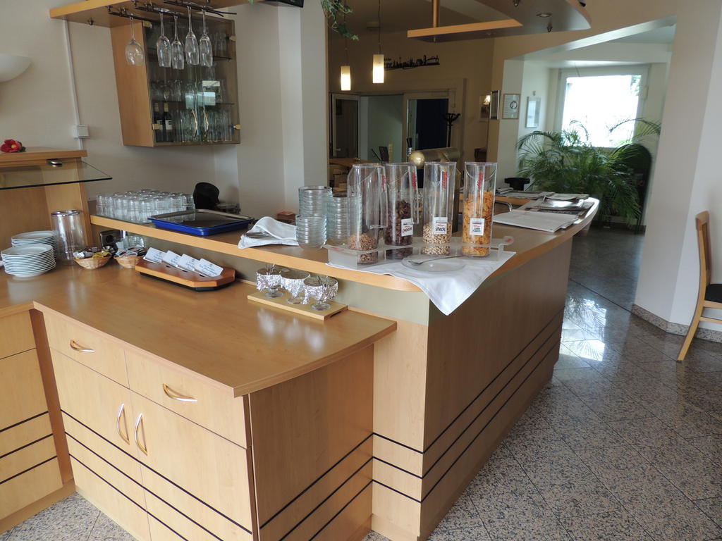 Airport Business Hotel Koeln Eksteriør bilde